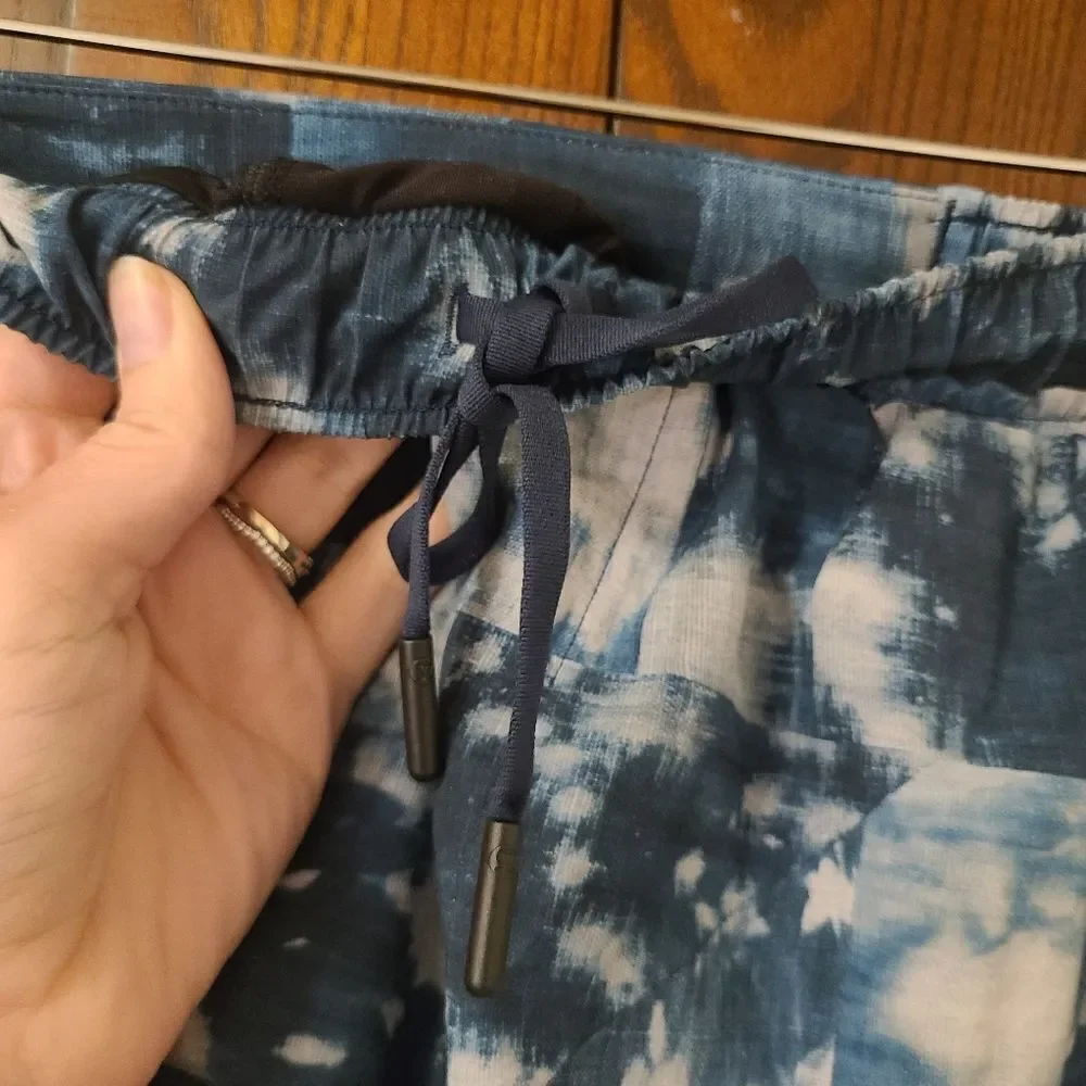 Mens Lululemon Pace Breaker Lined Shorts in Out of Mind Size Medium